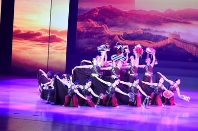 石榴花開彩云南，藝院師生獻(xiàn)禮國(guó)慶——云南藝術(shù)學(xué)院參加慶祝新中國(guó)成立75周年文藝匯演